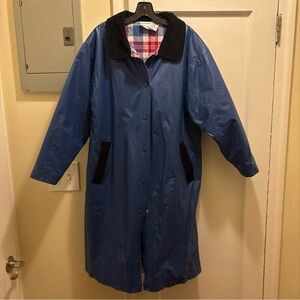 Vintage men’s Blair rain button up blue Coat with Black Accents size Large